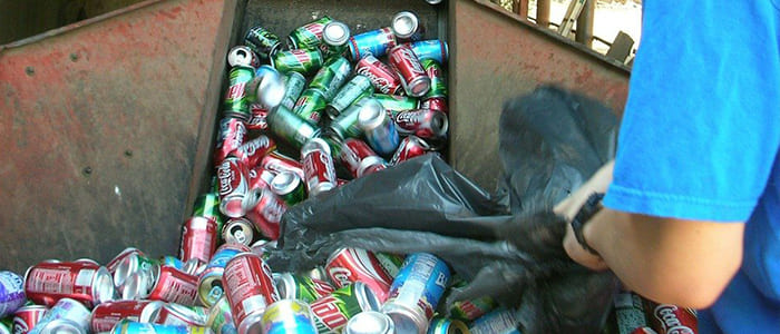 アルミ缶のリサイクルとは 金属スクラップ買取価格 湖南市金属買取 佐野重量金属株式会社